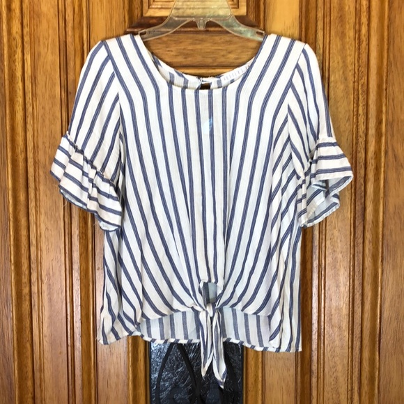 Potter’s Pot Tops - Ruffle Sleeve Summer Top